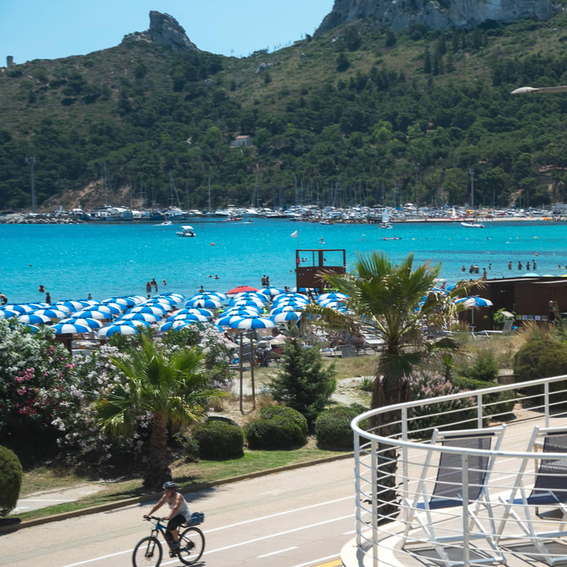nautilus hotel cagliari poetto spiaggia attrezzata